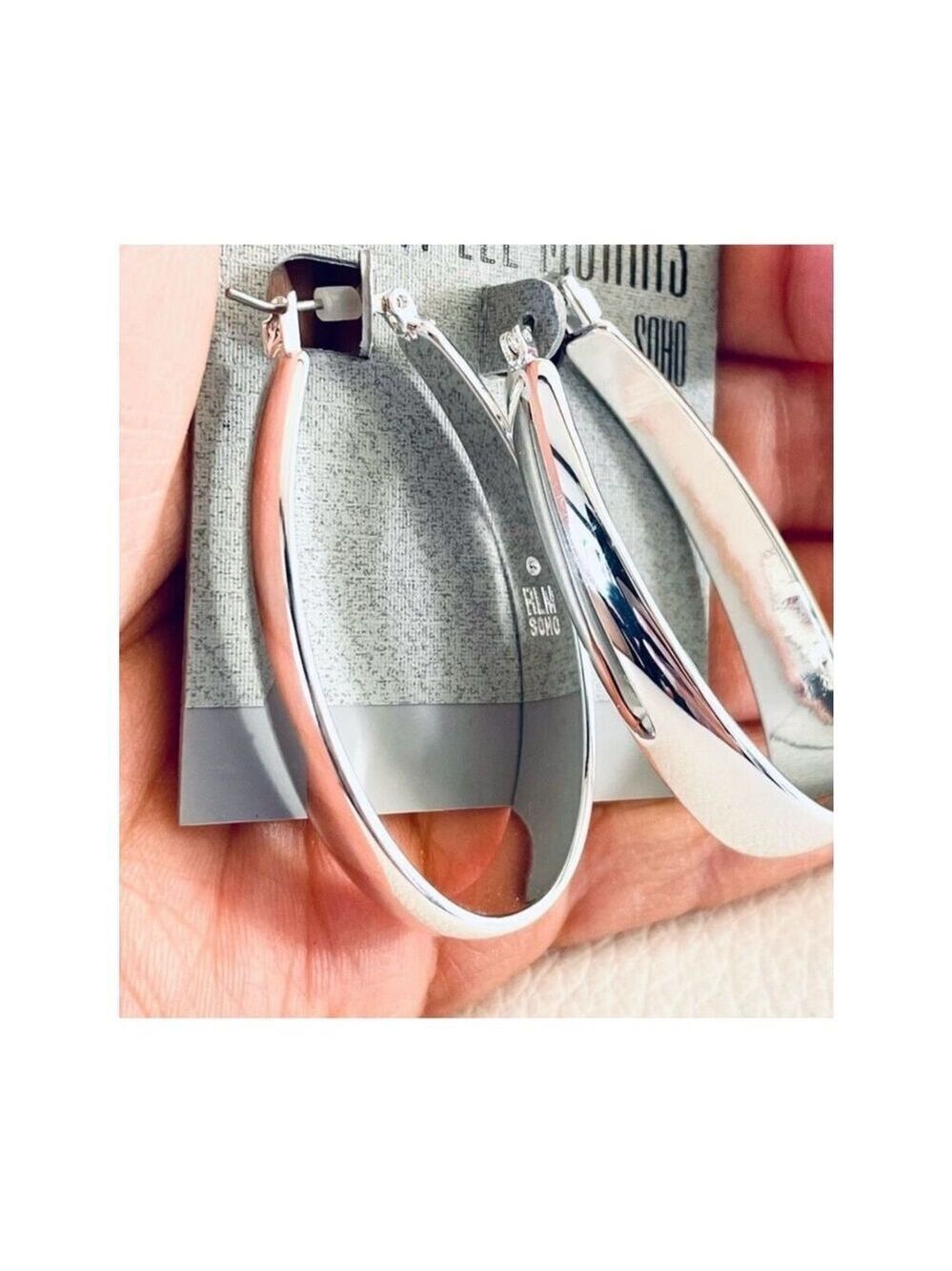 NWT Robert Lee Morris Soho Large Oval Thick Silver Polished Hoops earrings
